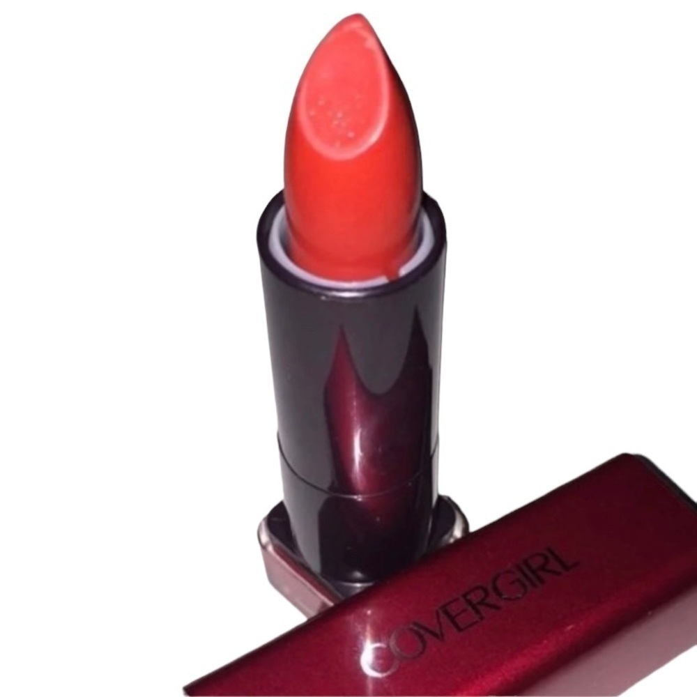 CoverGirl Succulent Cherry Lipstick